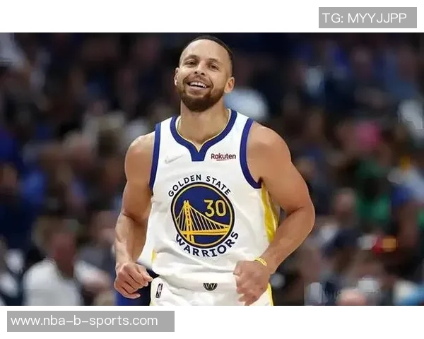 库里因感冒症状加重未随队前往萨克拉门托参加比赛 库里因感冒症状加重未随队前往萨克拉门托参加比赛