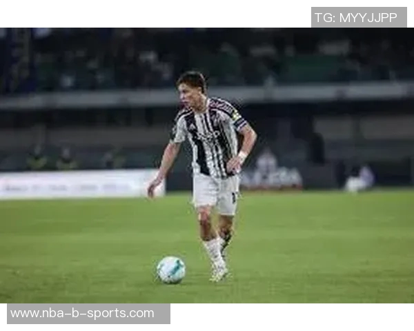 身价7500万的伊尔迪兹转会谈判门德斯与利物浦展开会谈