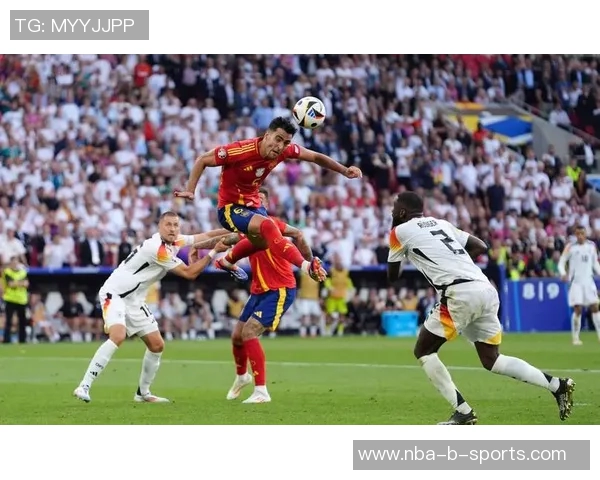 阿森纳球员提前布局拦截战术在中场线前的精彩表现 阿森纳球员提前布局拦截战术在中场线前的精彩表现